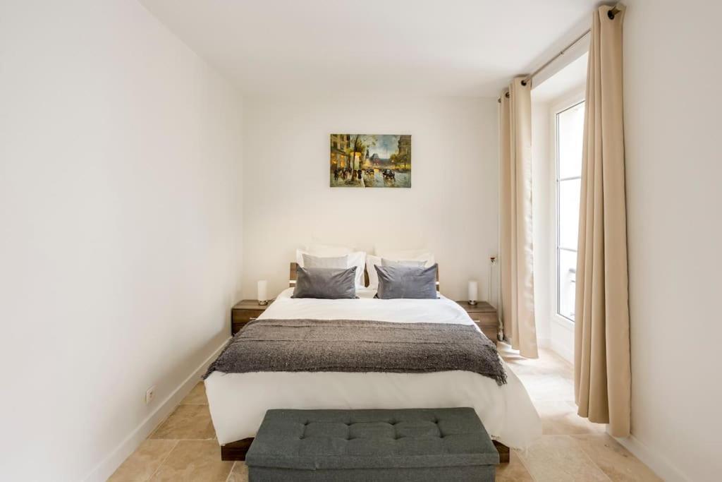 Apartment D Charm Distinctif Sejour Elegant Dans Le Marais Branche